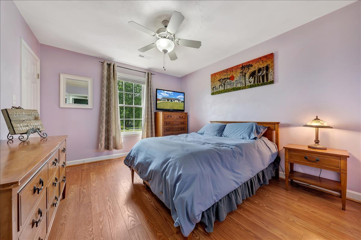 75 Longfield Road Fincastle, VA 24090 - Photo 20 of 30 Bedroom 2