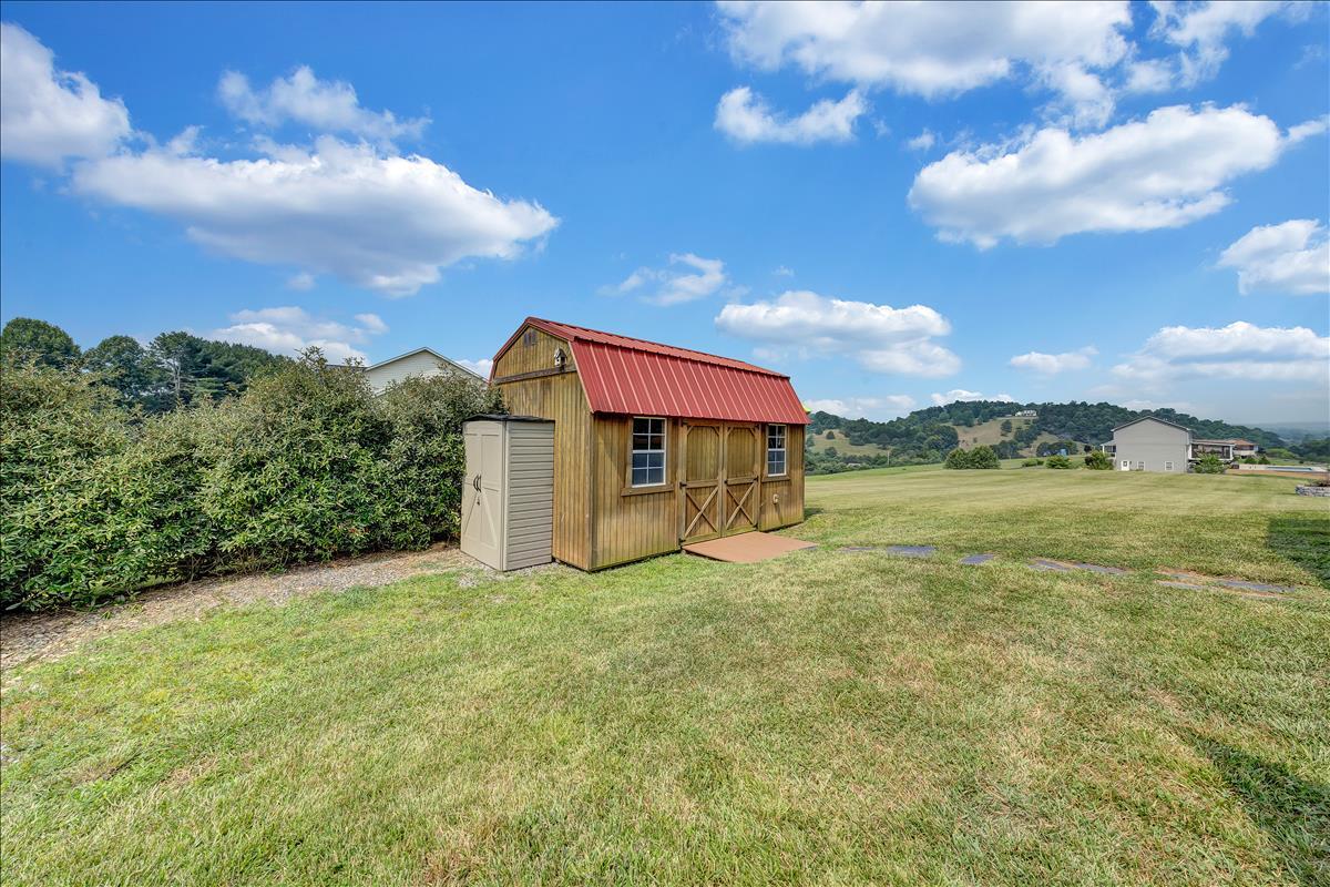 75 Longfield Road Fincastle, VA 24090 - Photo 29 of 30 Shed