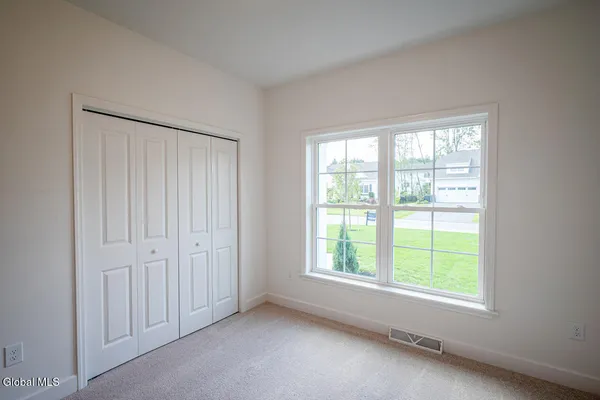 $649,900 | 49 Heritage Way, Bethlehem, NY 12158