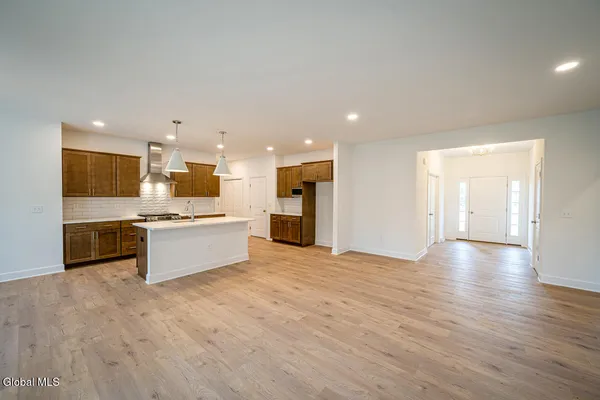 $649,900 | 49 Heritage Way, Bethlehem, NY 12158