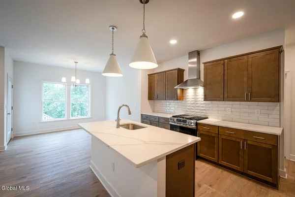 $649,900 | 49 Heritage Way, Bethlehem, NY 12158