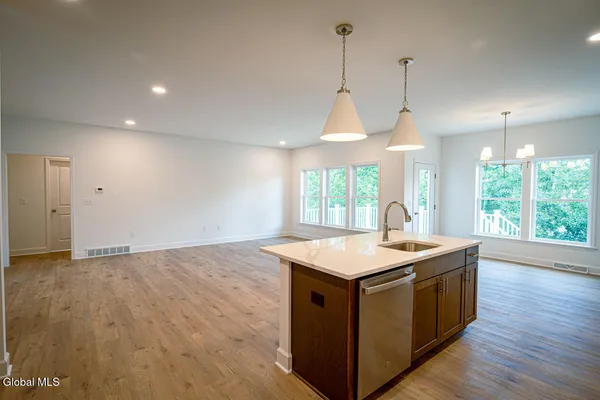 $649,900 | 49 Heritage Way, Bethlehem, NY 12158