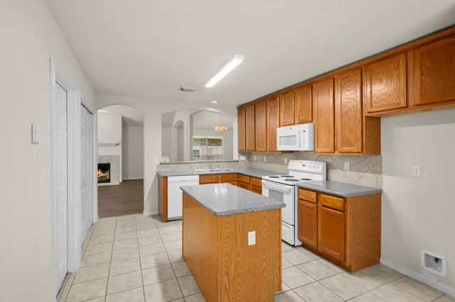 $300,000 | 3226 Woodwind Road, Montgomery, TX 77356