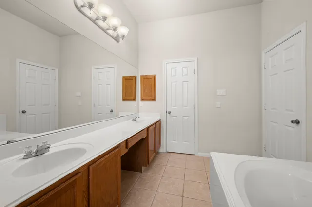 $300,000 | 3226 Woodwind Road, Montgomery, TX 77356