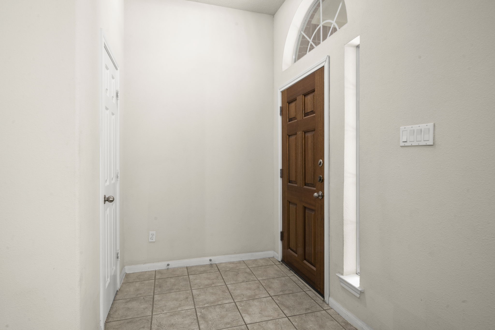 3226 Woodwind Road Montgomery, TX 77356 - Photo 4 of 34 a view of an entryway door