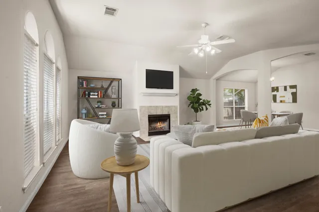 $300,000 | 3226 Woodwind Road, Montgomery, TX 77356