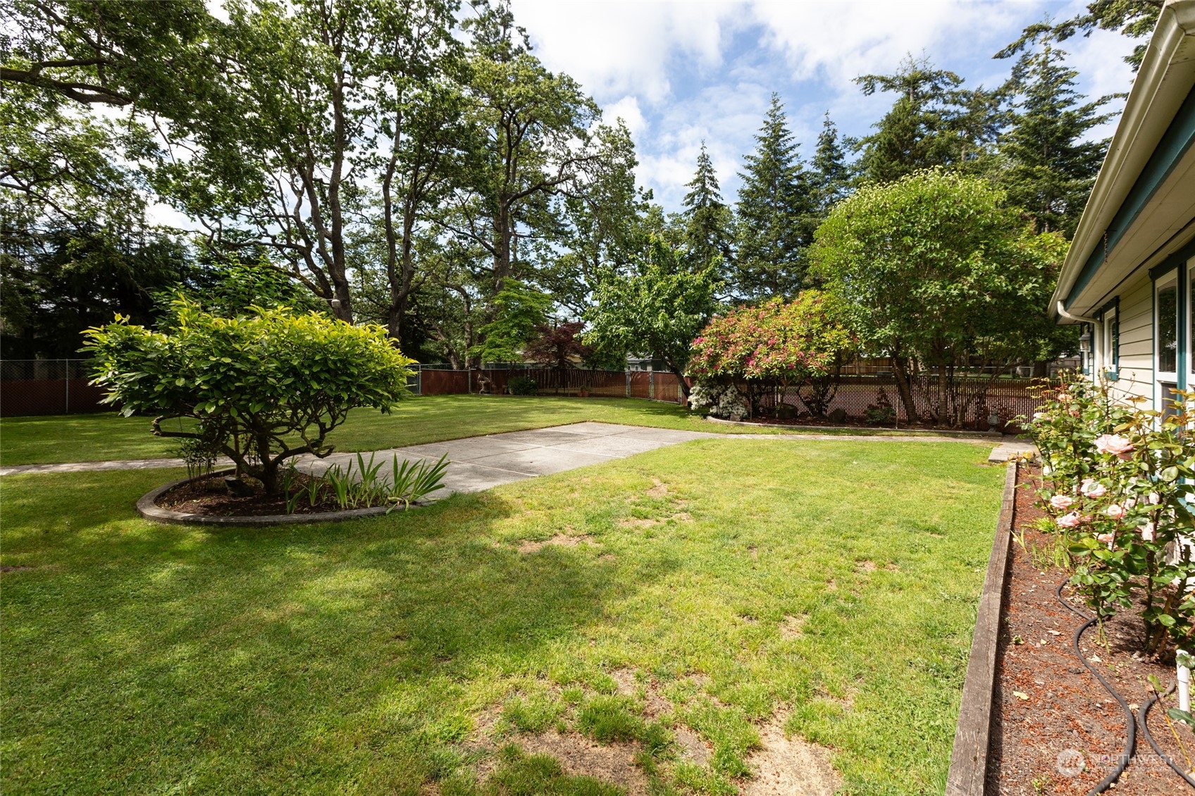 1785 Douglas Road Friday Harbor, WA 98250 - Photo 27 of 33 Gallery Image 27