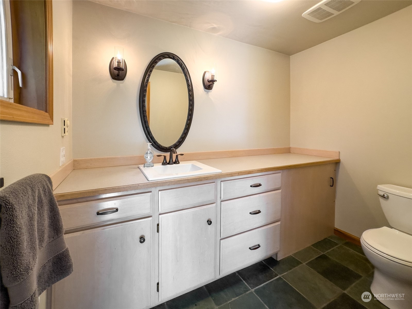 1785 Douglas Road Friday Harbor, WA 98250 - Photo 9 of 33 Gallery Image 9