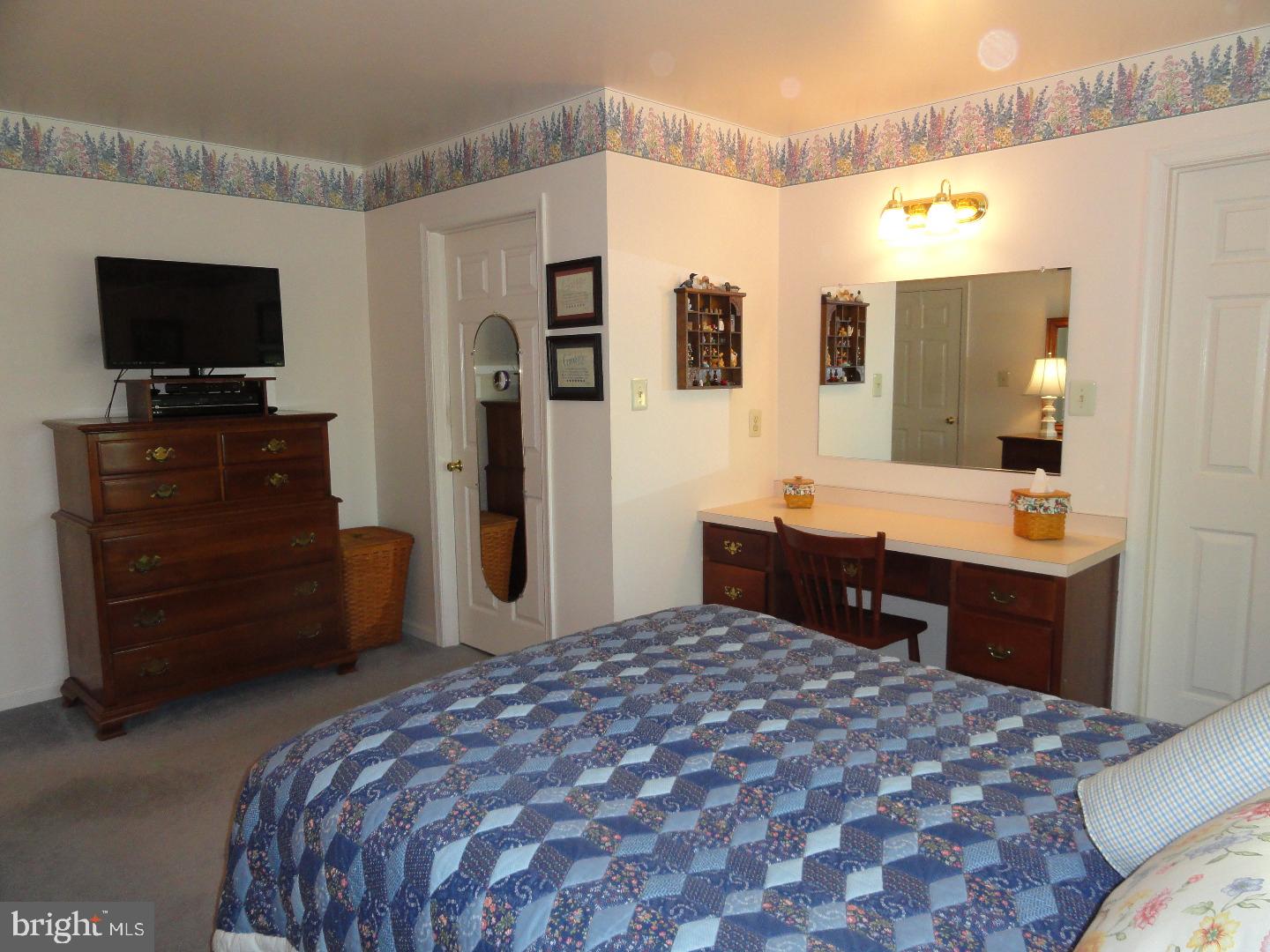 2560 Hill Road Perkiomenville, PA 18074 - Photo 10 of 25 Bedroom - Main