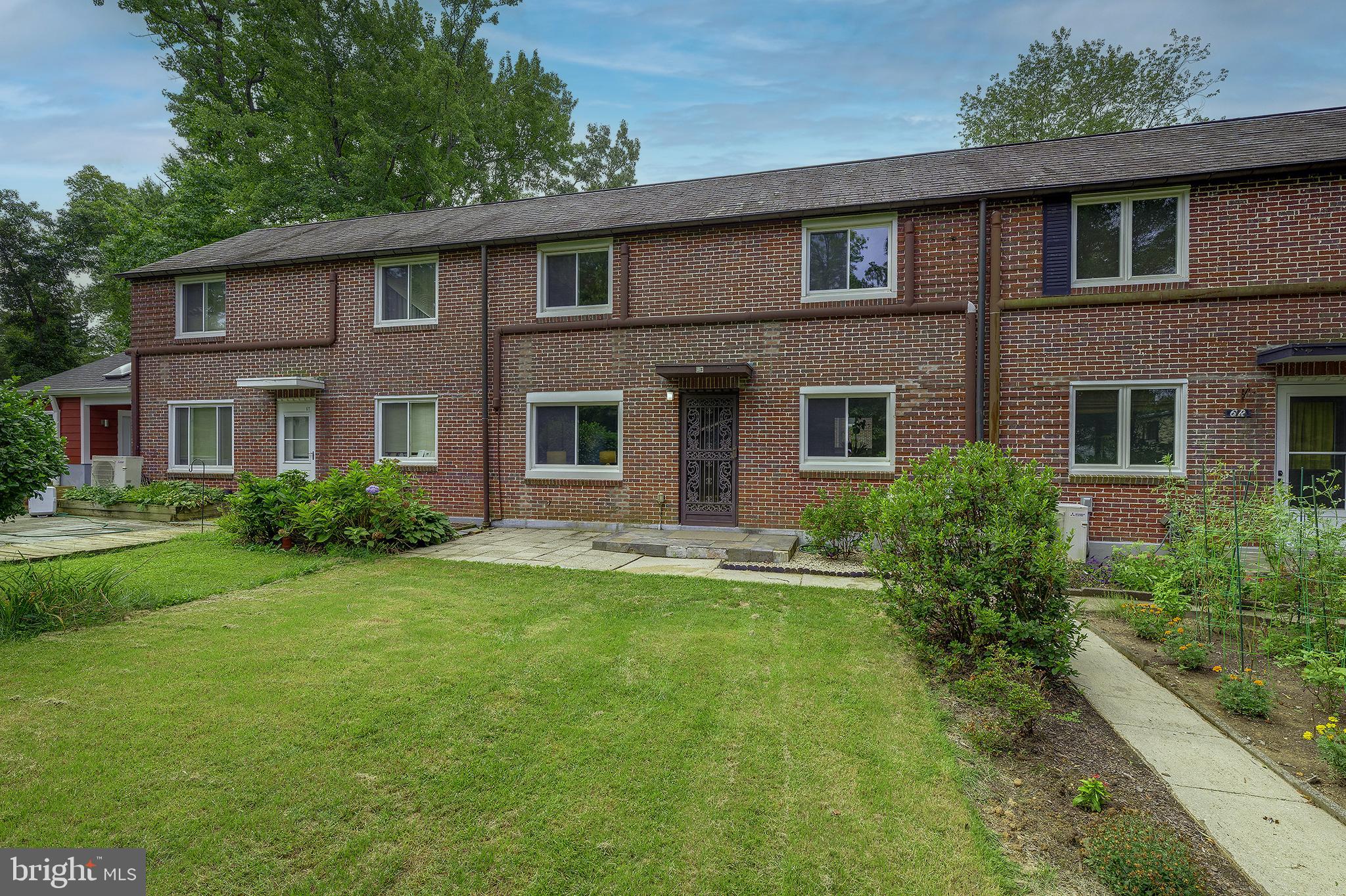 6 S Hillside Road Greenbelt, MD 20770 - Photo 4 of 39 Gallery Image 4