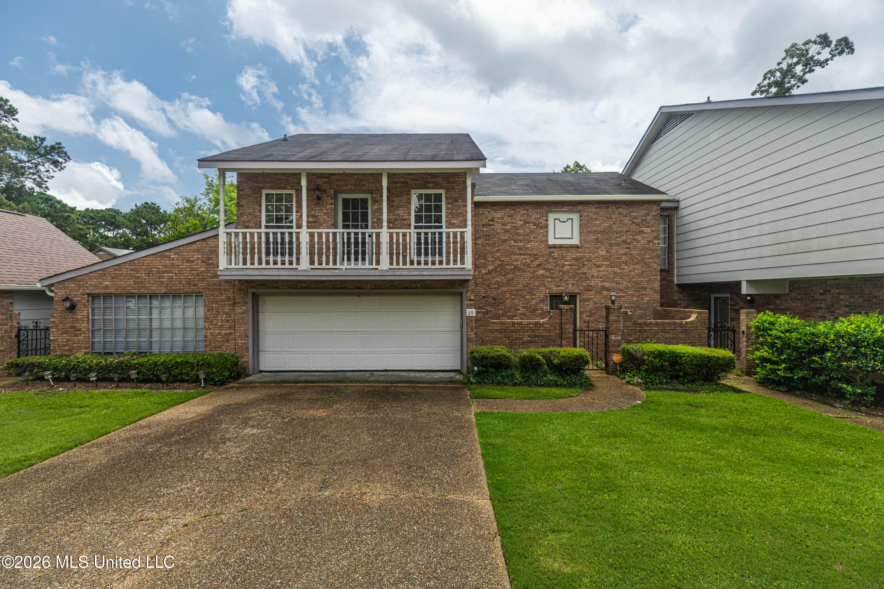 69 Sycamore Lane Brandon, MS 39042 - Photo 1 of 30 IMG_9223