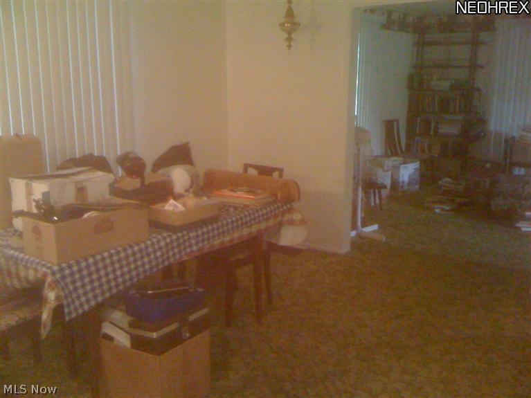 6693 Riverside Road Southeast Uhrichsville, OH 44683 - Photo 4 of 10 Gallery Image 4