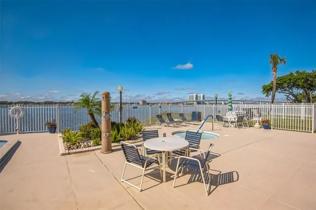 $194,500 | 145 North Halifax Avenue, Unit 211, Daytona Beach, FL 32118