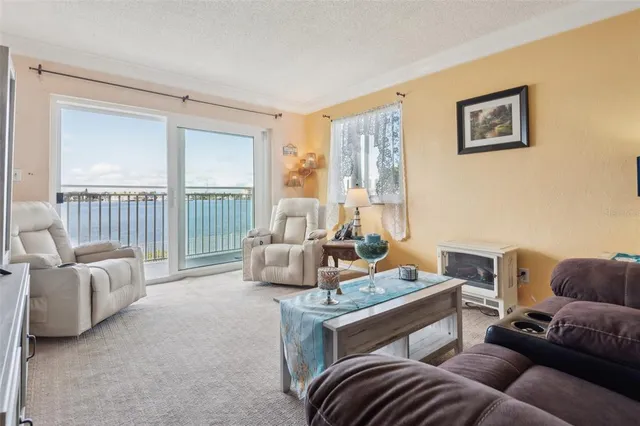 $194,500 | 145 North Halifax Avenue, Unit 211, Daytona Beach, FL 32118