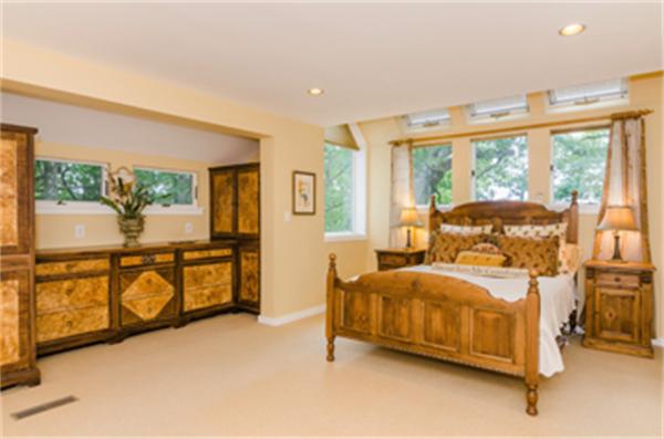 1 Ridge Road Newton, MA 02468 - Photo 12 of 26