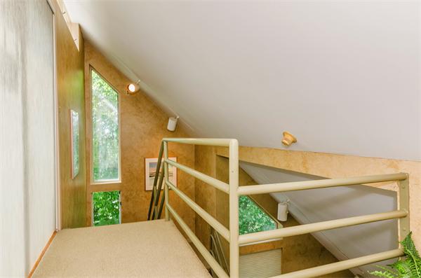 1 Ridge Road Newton, MA 02468 - Photo 17 of 26