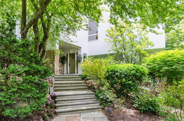 1 Ridge Road Newton, MA 02468 - Photo 23 of 26