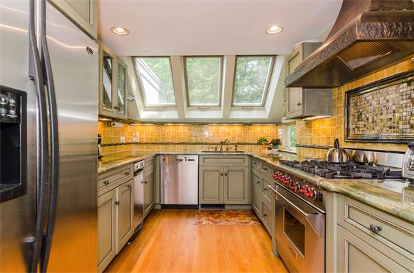 1 Ridge Road Newton, MA 02468 - Photo 9 of 26