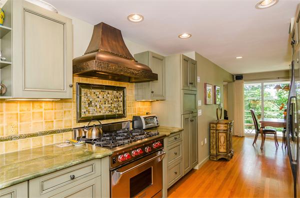 1 Ridge Road Newton, MA 02468 - Photo 10 of 26