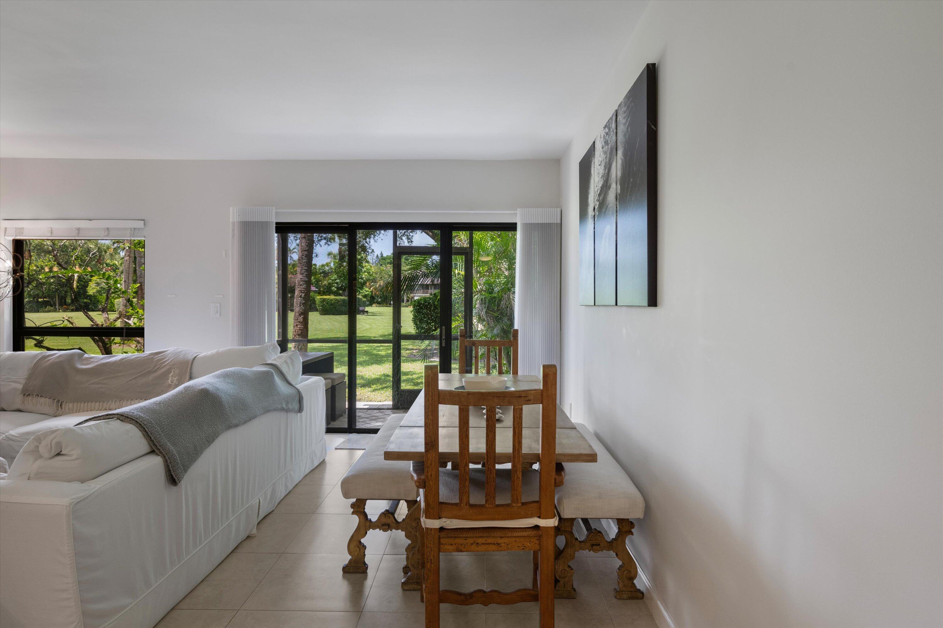 13334 Polo Club Road, Unit 228 Wellington, FL 33414 - Photo 7 of 24 08-DSC_0088