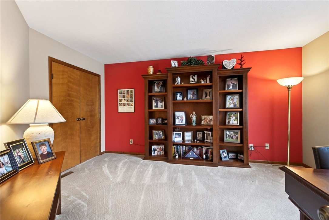 8025 Station House Road Centerville, OH 45458 - Photo 8 of 42