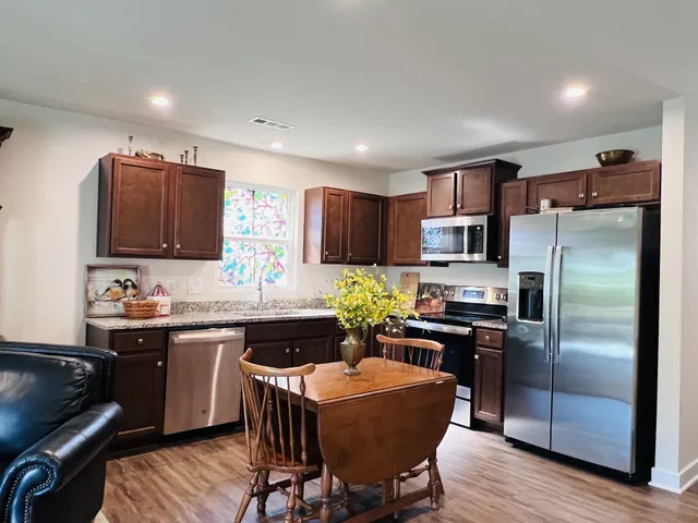 $293,900 | 1049 Wilkinson Lane, White House, TN 37188