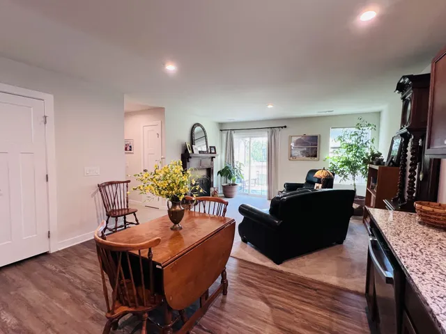 $293,900 | 1049 Wilkinson Lane, White House, TN 37188