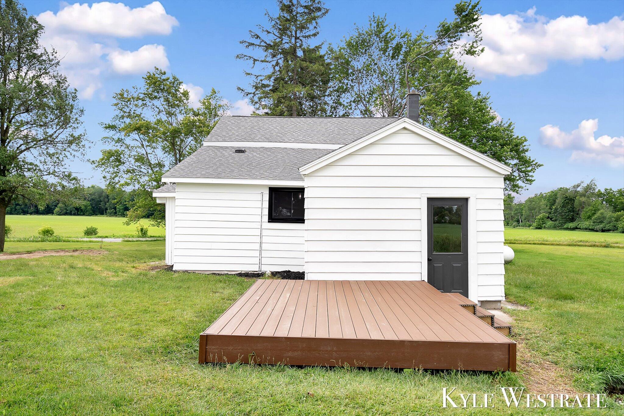 5908 Johnson Road Belding, MI 48809 - Photo 23 of 31 24-AIV00407
