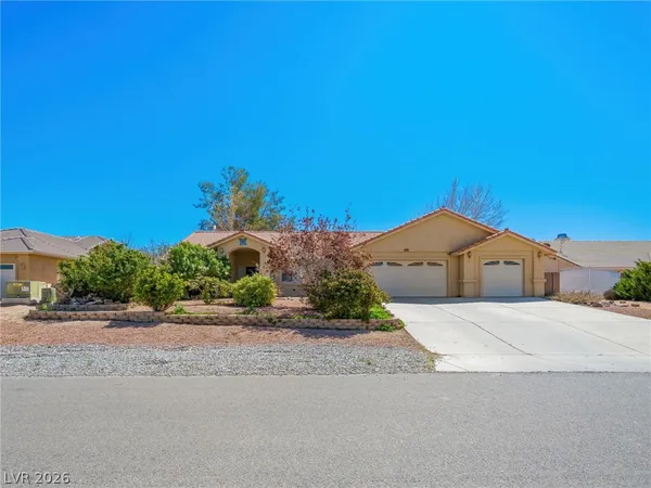 $375,000 | 6761 Longmeadow Drive, Pahrump, NV 89061