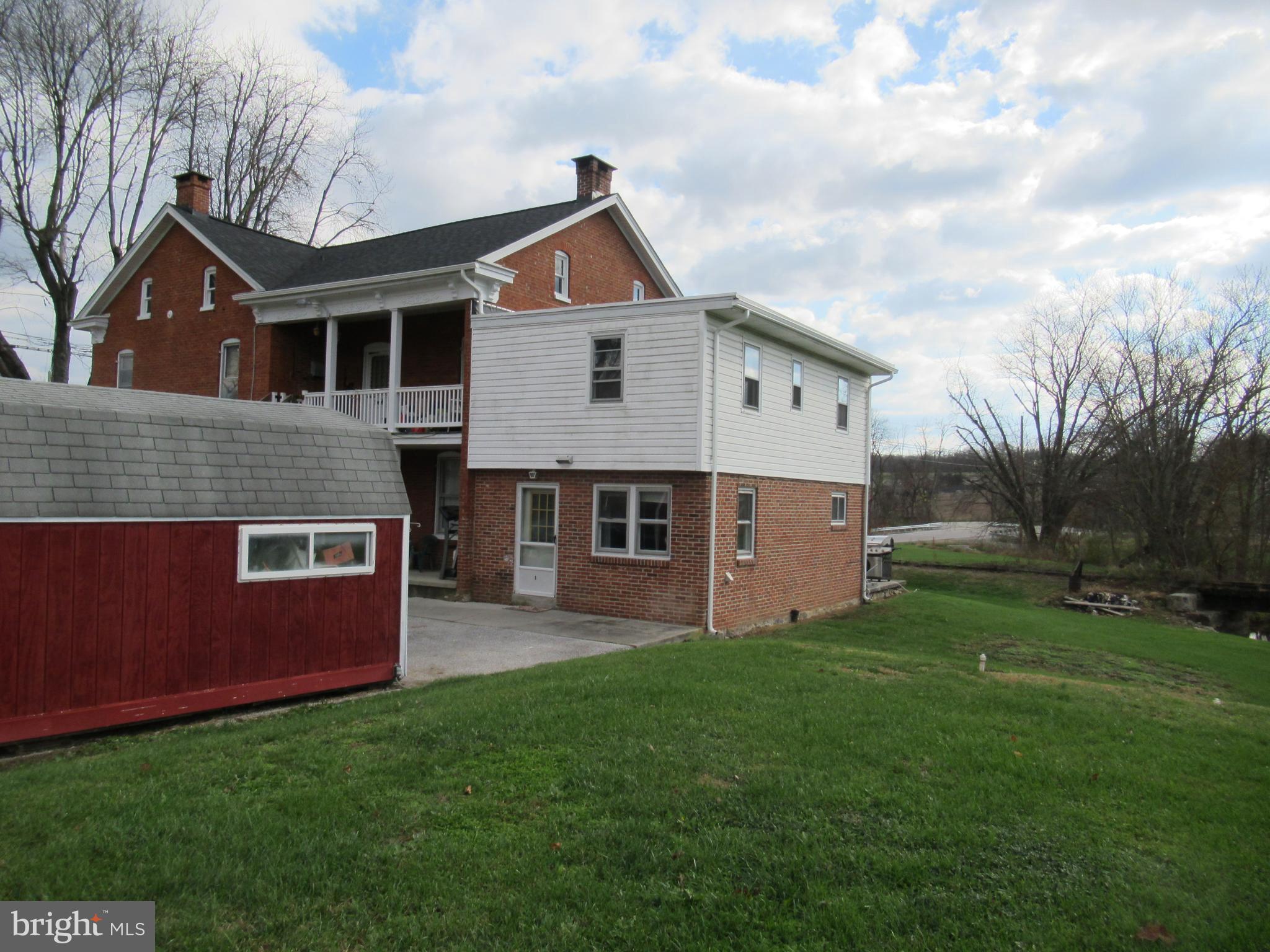 1594 Trolley Road Hanover, PA 17331 - Photo 4 of 48