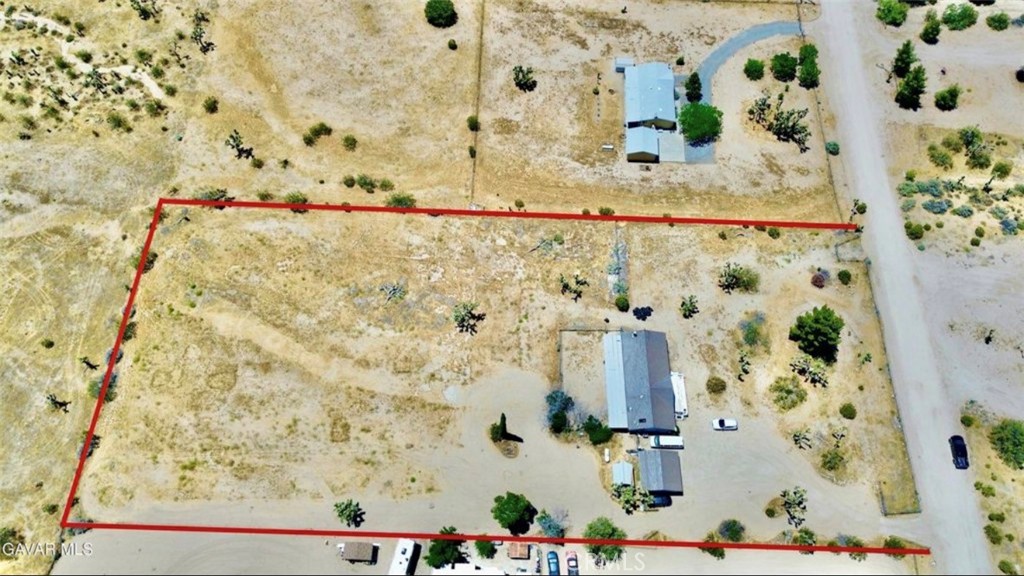 397 Joshua Hills Road Pinon Hills, CA 92372 - Photo 6 of 20