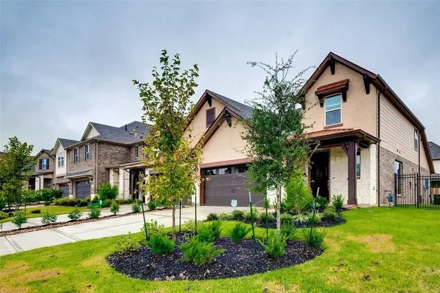 $2,350 | 4 Centennial Ridge Place, Magnolia, TX 77354