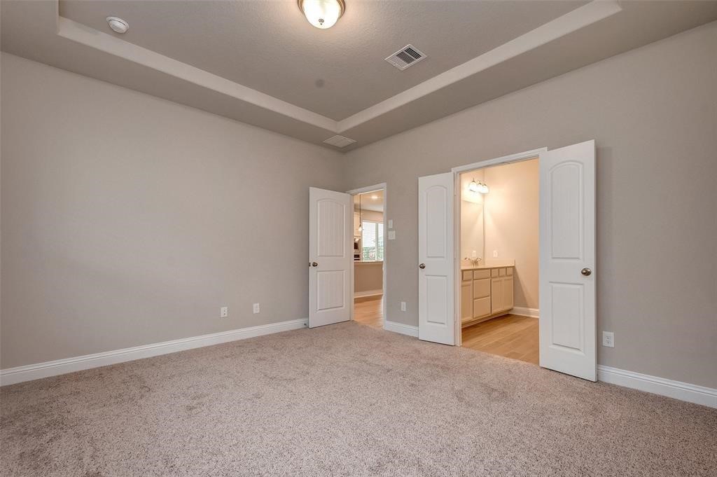 4 Centennial Ridge Place Magnolia, TX 77354 - Photo 13 of 26