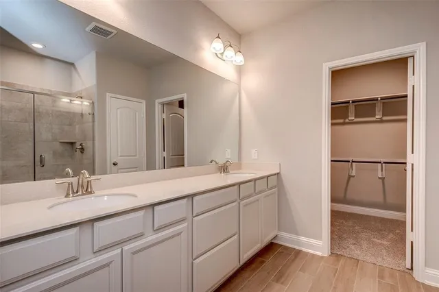 $2,350 | 4 Centennial Ridge Place, Magnolia, TX 77354