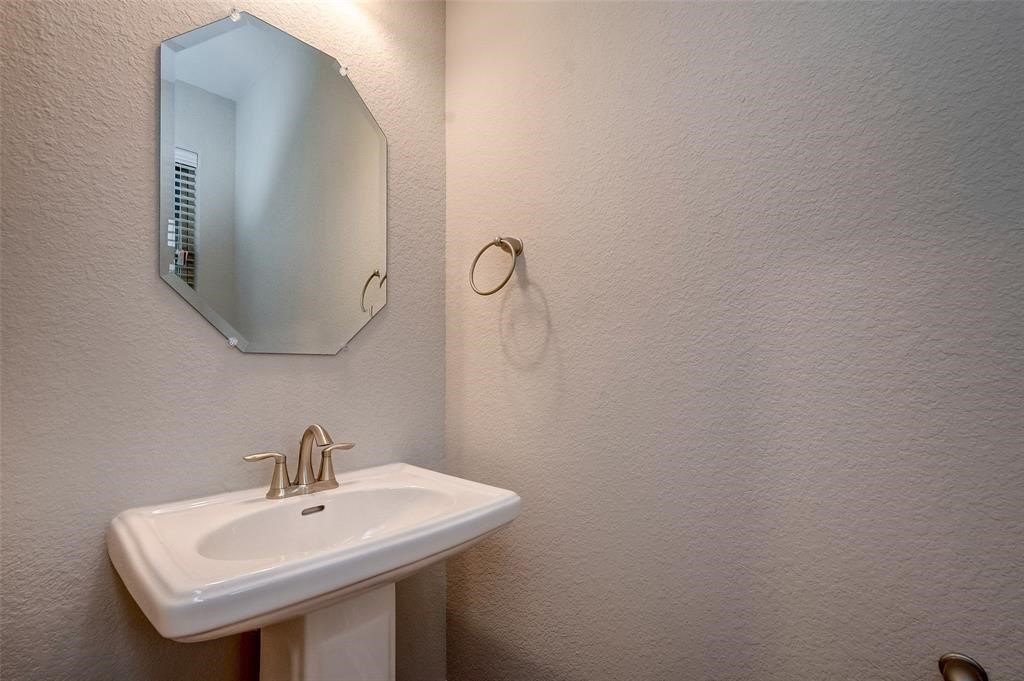 4 Centennial Ridge Place Magnolia, TX 77354 - Photo 23 of 26