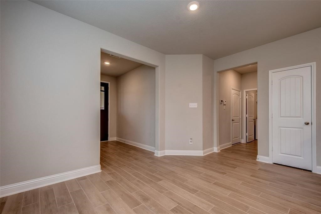 4 Centennial Ridge Place Magnolia, TX 77354 - Photo 4 of 26