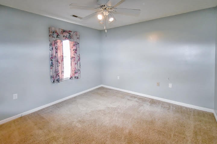 1453 Roger Cole Road Bowling Green, KY 42101 - Photo 18 of 32 Gallery Image 18