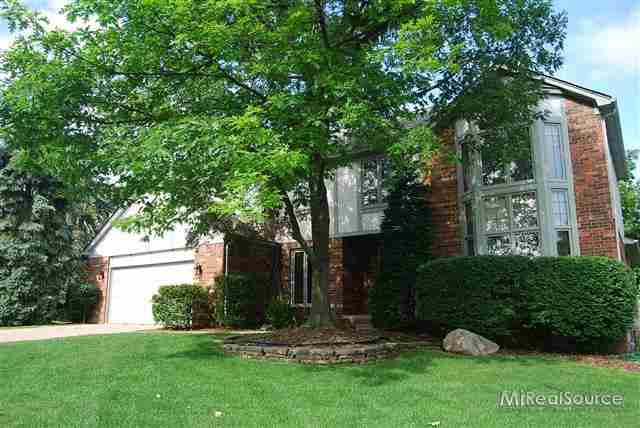 823 Snowmass Drive Rochester, MI 48309 - Photo 2 of 22 31154282-1.JPG