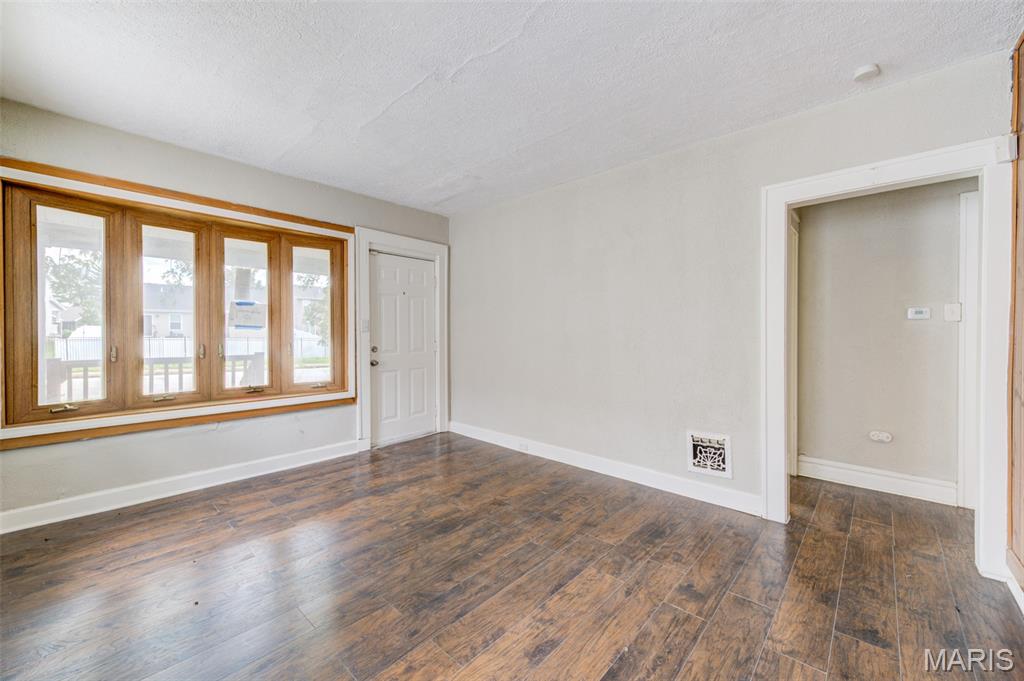 1243 Sutter Avenue St. Louis, MO 63133 - Photo 5 of 23