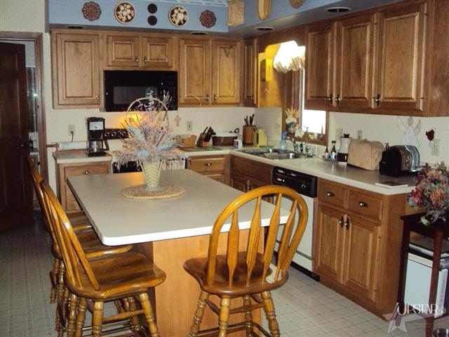 10180 Al-Pa Drive Decatur, IN 46733 - Photo 8 of 28 Gallery Image 8