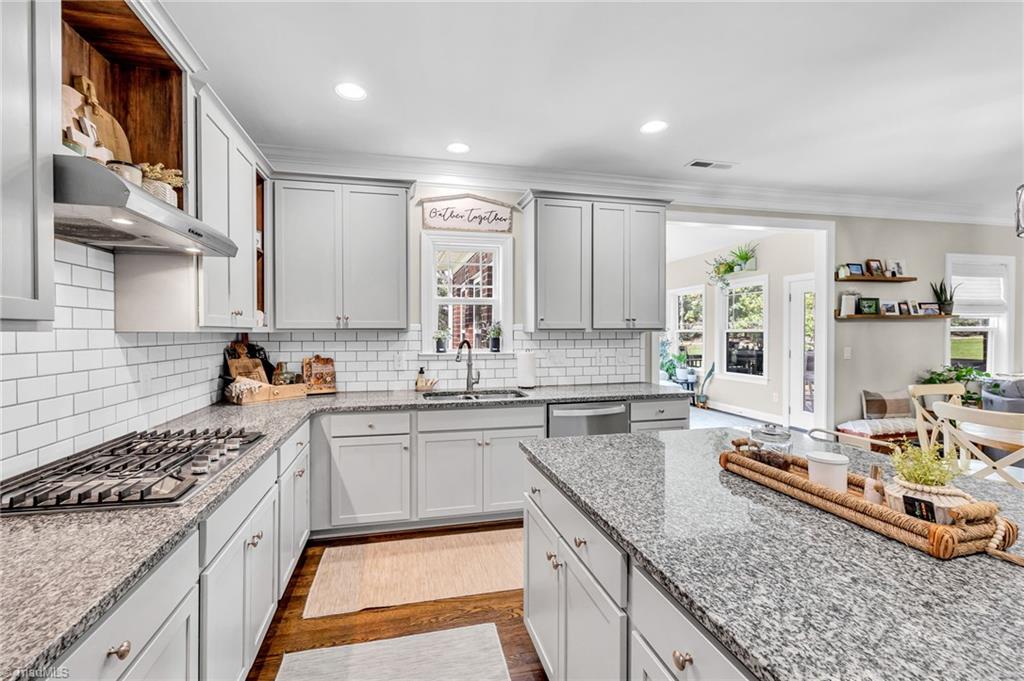 8112 Ridgeback Court Stokesdale, NC 27357 - Photo 18 of 46 Gallery Image 18