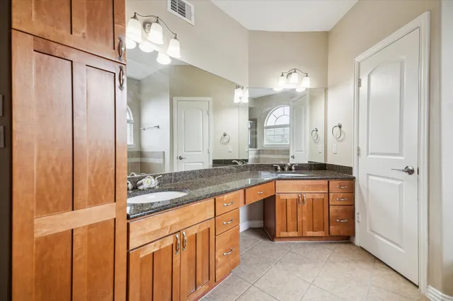 $3,300 | 5629 Dolores Street, Unit B, Houston, TX 77057