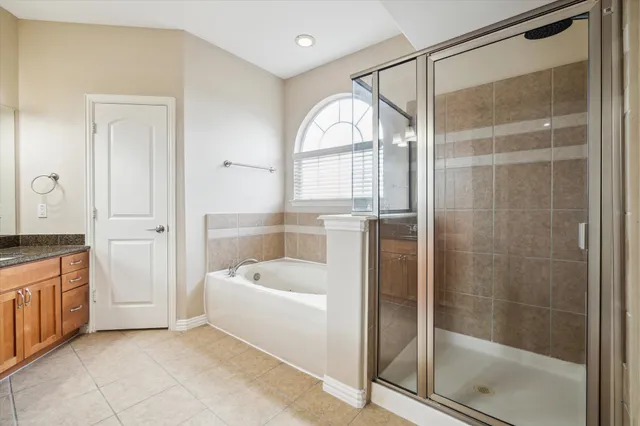 $3,300 | 5629 Dolores Street, Unit B, Houston, TX 77057