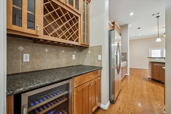 $3,095 | 5629 Dolores Street, Unit B, Houston, TX 77057
