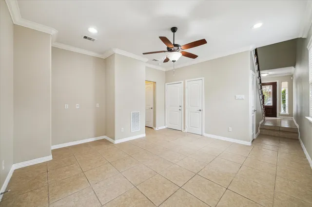 $3,300 | 5629 Dolores Street, Unit B, Houston, TX 77057