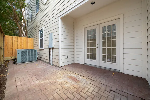 $3,095 | 5629 Dolores Street, Unit B, Houston, TX 77057