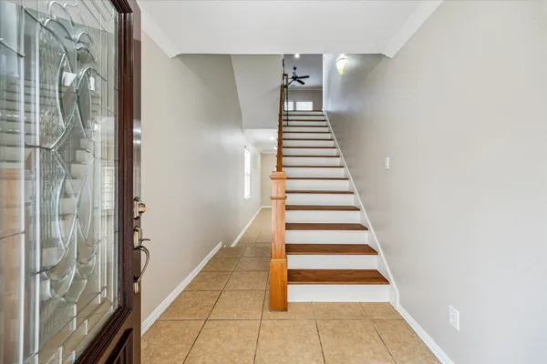 $3,095 | 5629 Dolores Street, Unit B, Houston, TX 77057