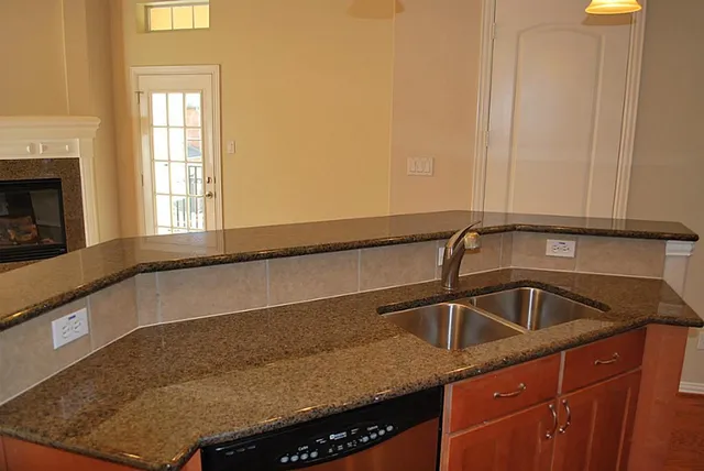 $3,300 | 5629 Dolores Street, Unit B, Houston, TX 77057