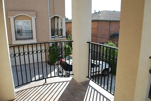 $3,300 | 5629 Dolores Street, Unit B, Houston, TX 77057