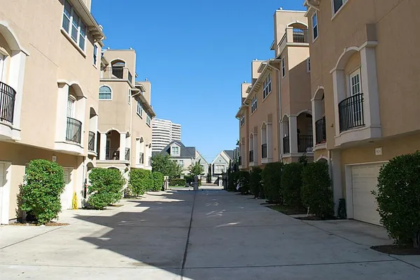 $3,095 | 5629 Dolores Street, Unit B, Houston, TX 77057